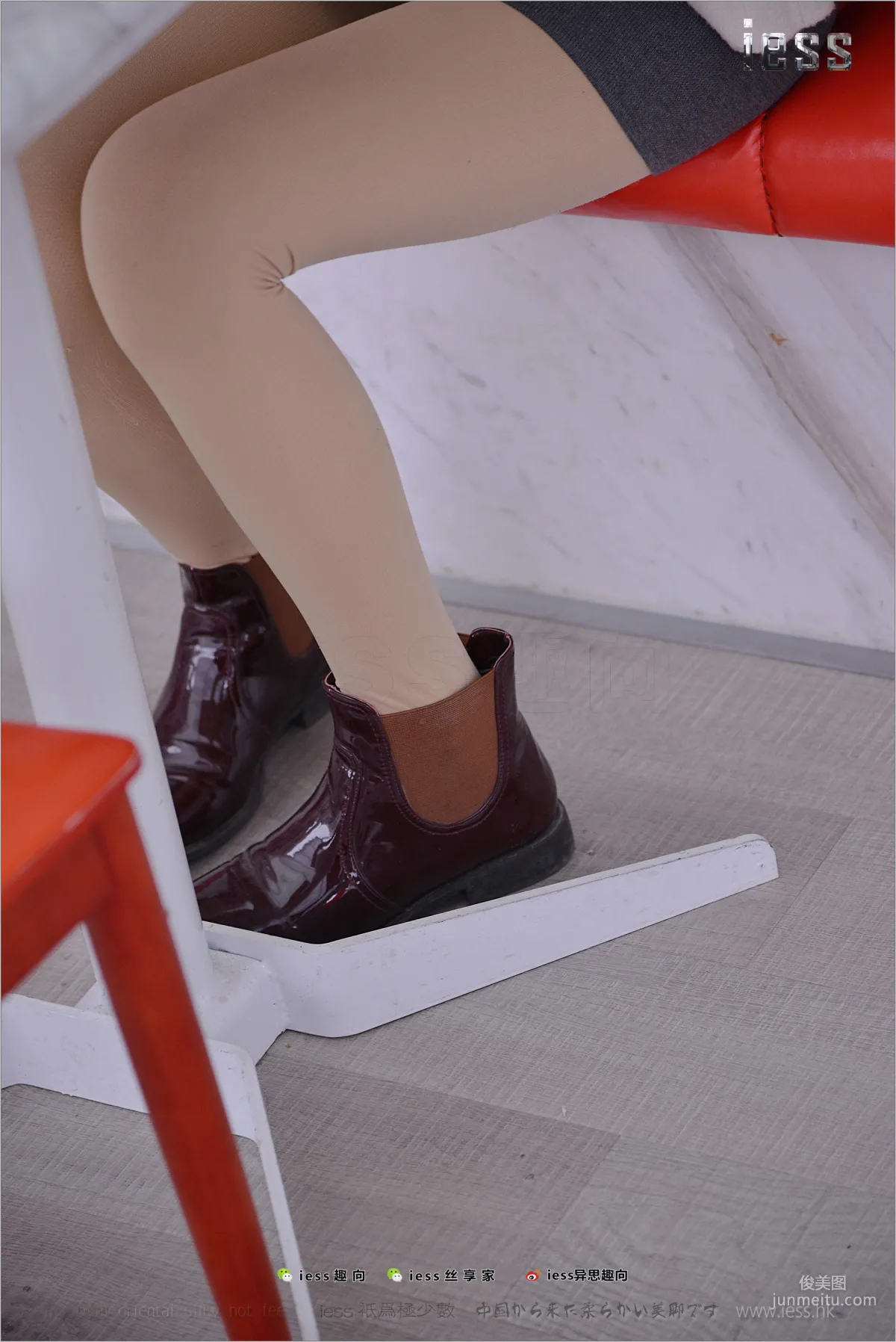Silk Feet Bento 176 Xing Zi, Damn, Pantyhose [IESS] Photo Set photo 22