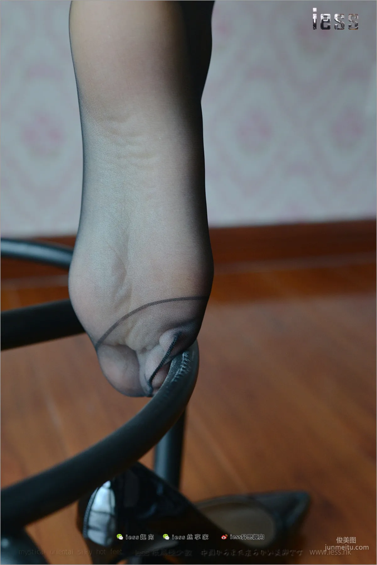 Silk Stockings Bento 162 Fang Fang, Wife's Black Stockings Feet, [IESS] Photo Set photo 20