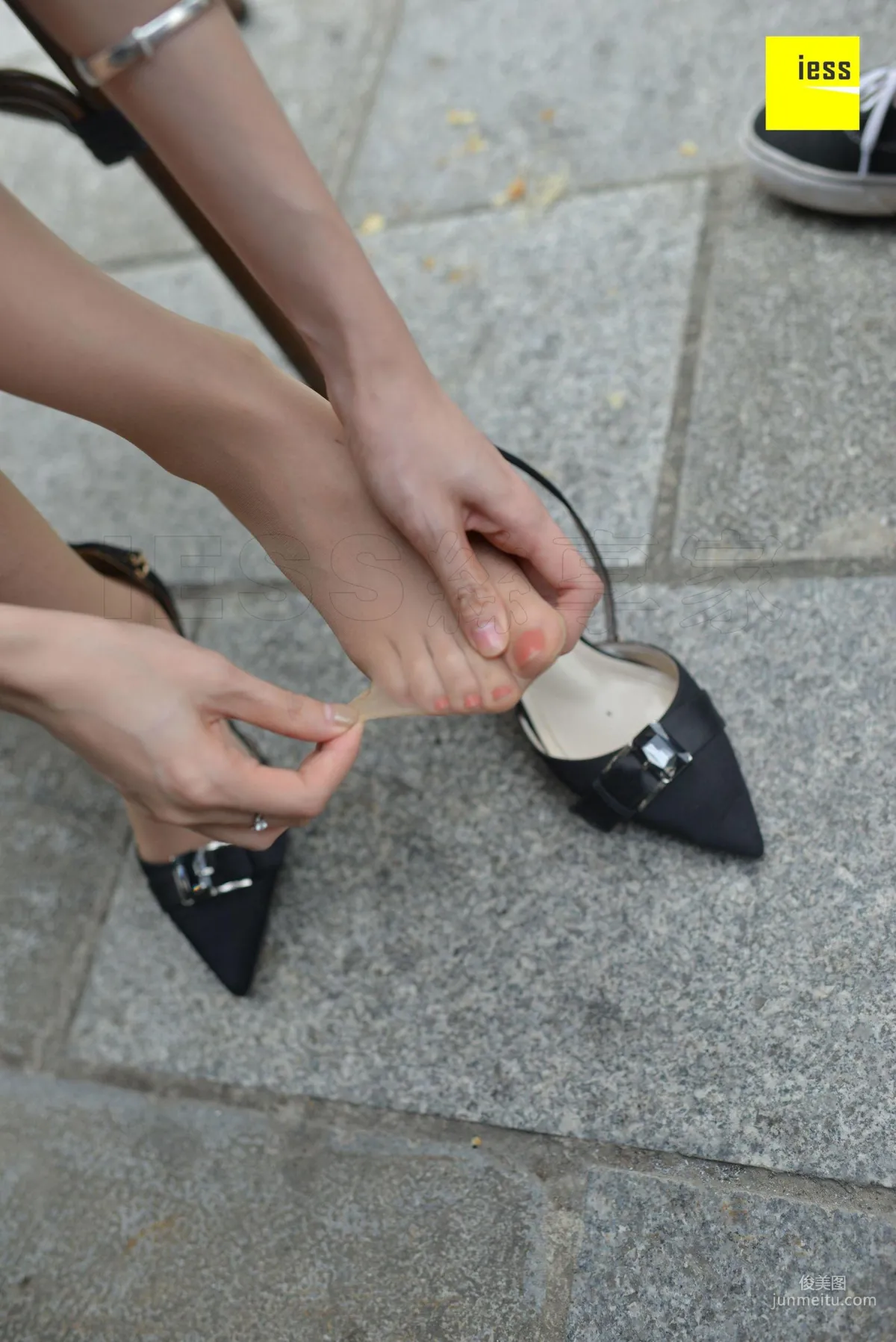 Silk Enjoyer 109 Wu Mingshi, Wu Mingshi Meat Stockings Collection [IESS] Photo Set photo 11