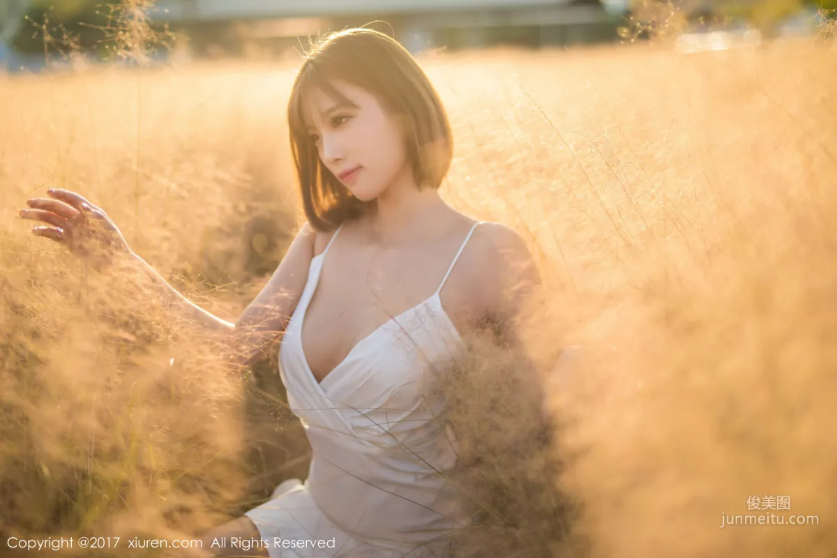 Sweet Goddess @Yang Chenchen sugar 'Sexy Outdoor Photos' [XiuRen] NO.847 Photo Set photo 17