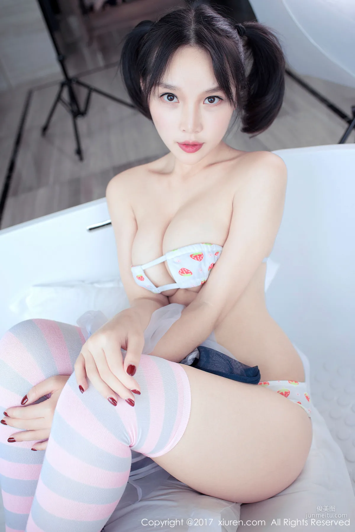 小純子《日系童顔巨乳小美女》 [秀人XiuRen] NO.861 寫真集 1