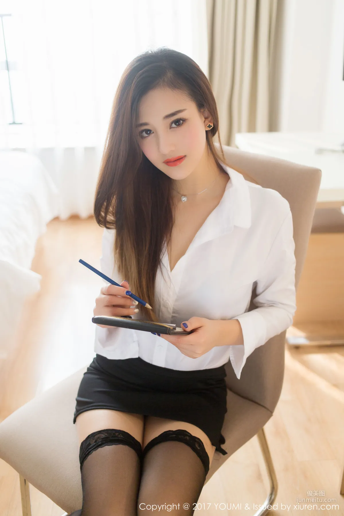 Nana TINA《Black Stockings OL Temptation + School Uniform》 [YouMi] VOL.087 Photo Set photo 11