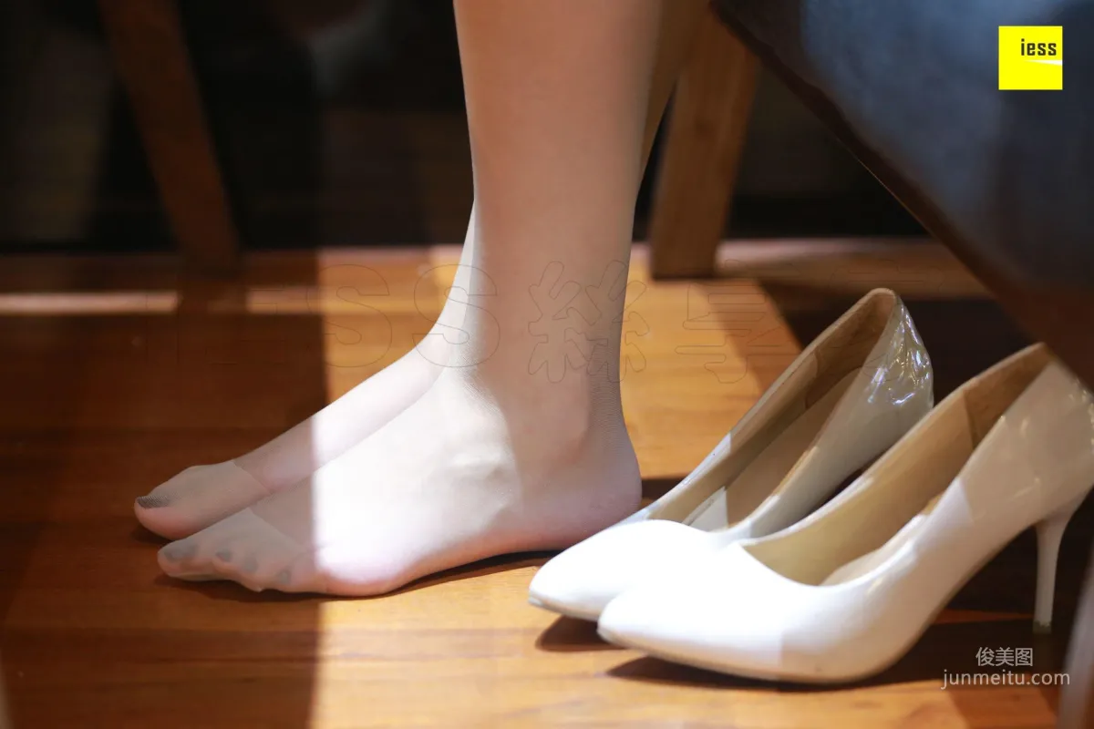 Silk Enjoyer 152 Zi Zi Flawless Beautiful Feet of Long Legs [IESS] Photo Set photo 82