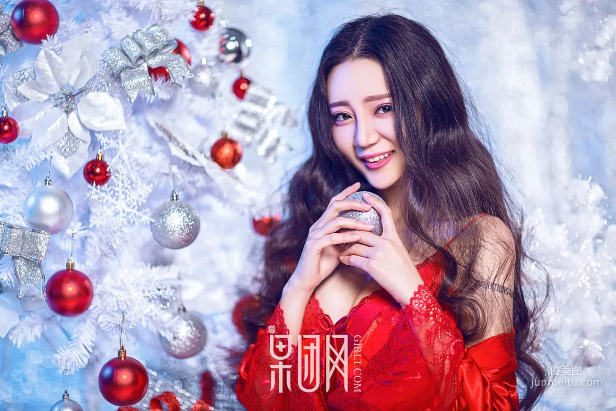 Mo Yaqi, Christmas Surprise [Girlt] NO.111 Photo Set photo 20