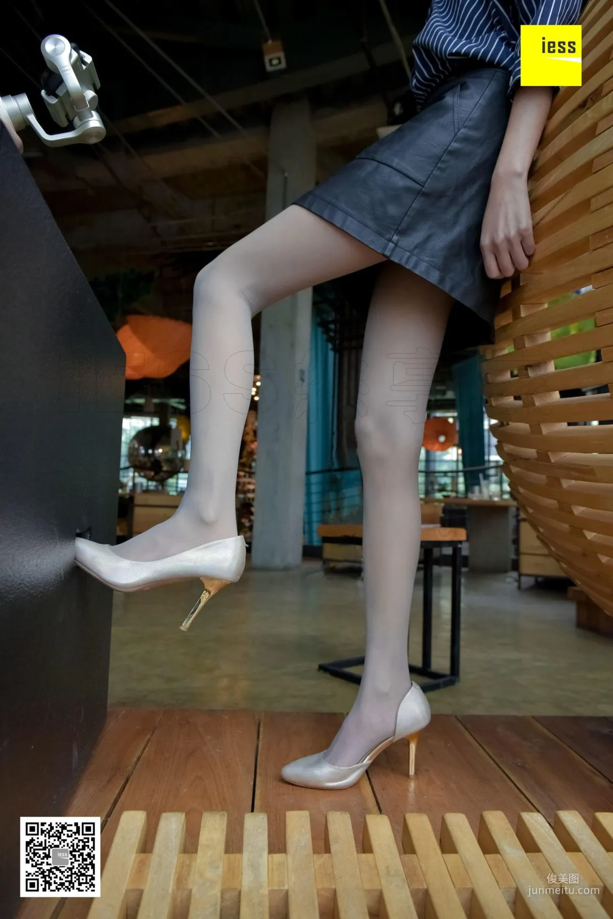 《Devil Wednesday》Special Issue 02 《The Female Agent's Road to Selling Houses》 [IESS] Photo Set photo 66