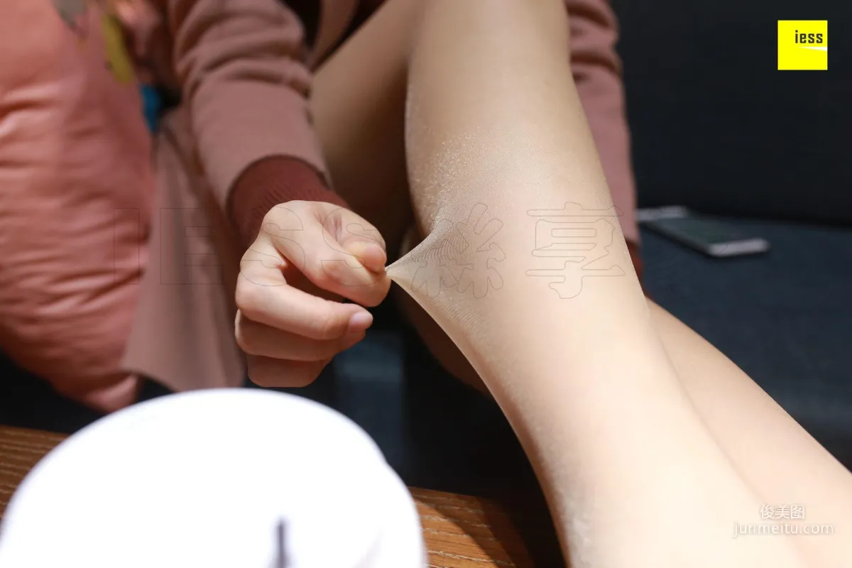 Silk Enjoyer 152 Zi Zi Flawless Beautiful Feet of Long Legs [IESS] Photo Set photo 44
