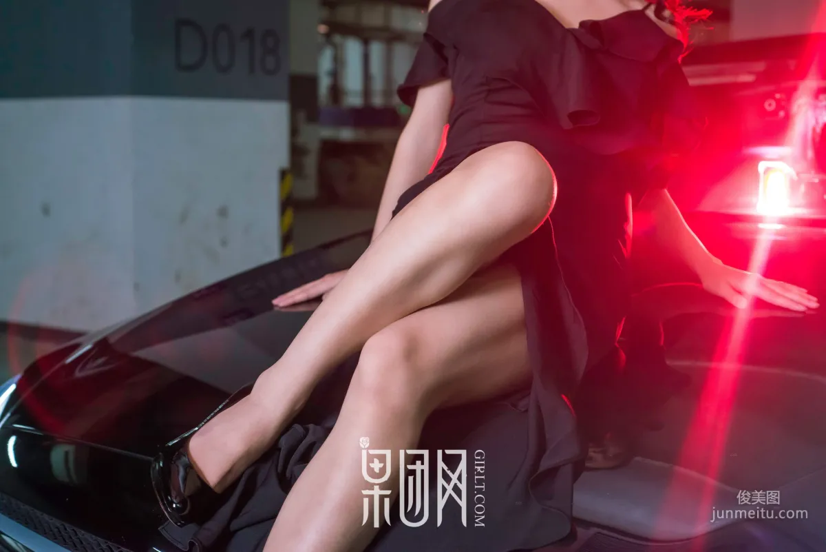 Wei Wei, Beauty vs Luxury Car, Which Do You Choose! [Girlt] No.107 Photo Set photo 21