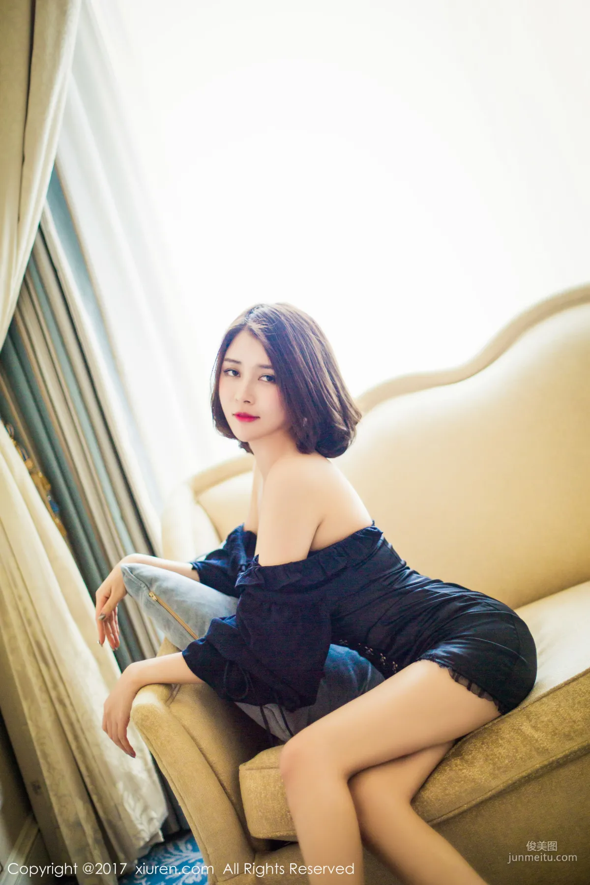 Nian Shi (Kai Zhu) 'Seaside Aesthetic Style + Sexy Indoor' [XiuRen] NO.879 Photo Set photo 24