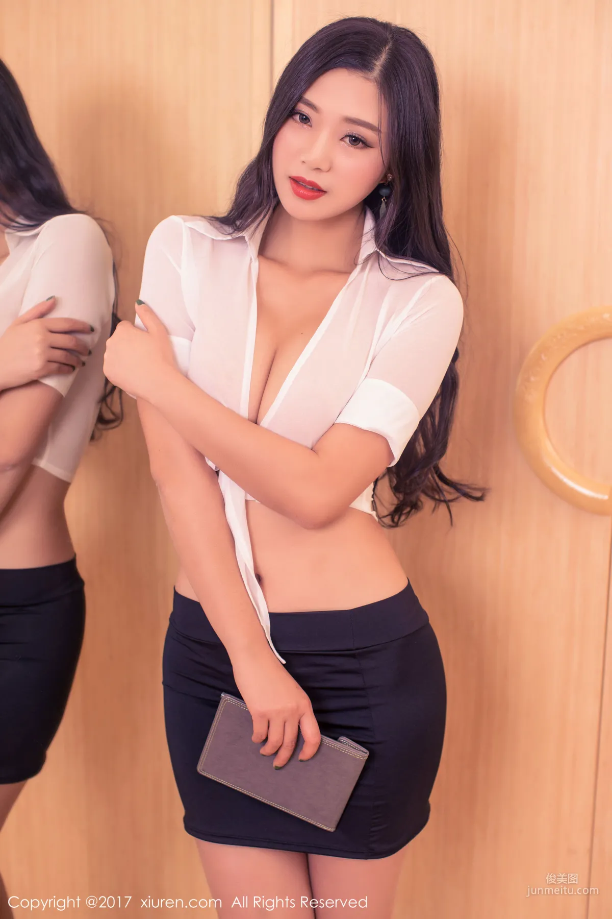 Song KiKi "Secretary Uniform and Wild Lace-Up Outfit" [XiuRen] NO.868 Photo Set photo 3
