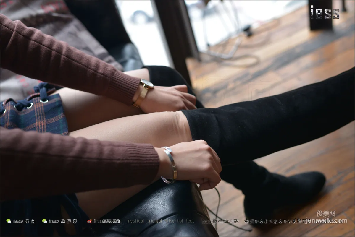 Silk Stockings Bento 190 Zhang Xinyue "Over-Knee Boots: King's Temptation 1" [IESS] Photo Set photo 46