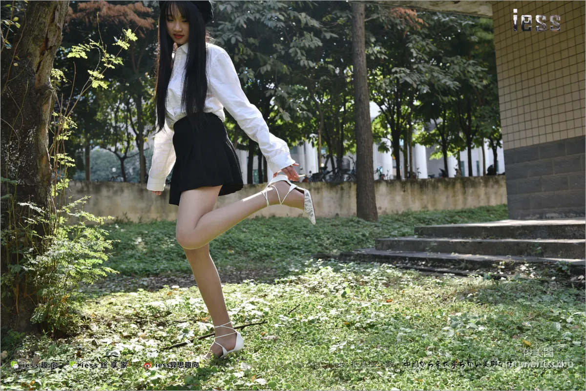 Silk Stockings Bento 189 Ruo Qi, First Time Wearing High Heels [IESS] Photo Set photo 38