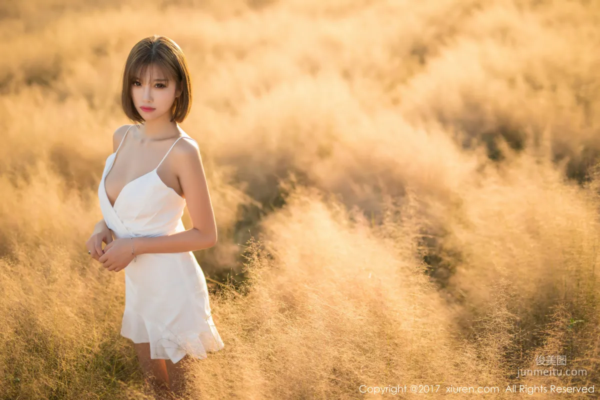 Sweet Goddess @Yang Chenchen sugar 'Sexy Outdoor Photos' [XiuRen] NO.847 Photo Set photo 20