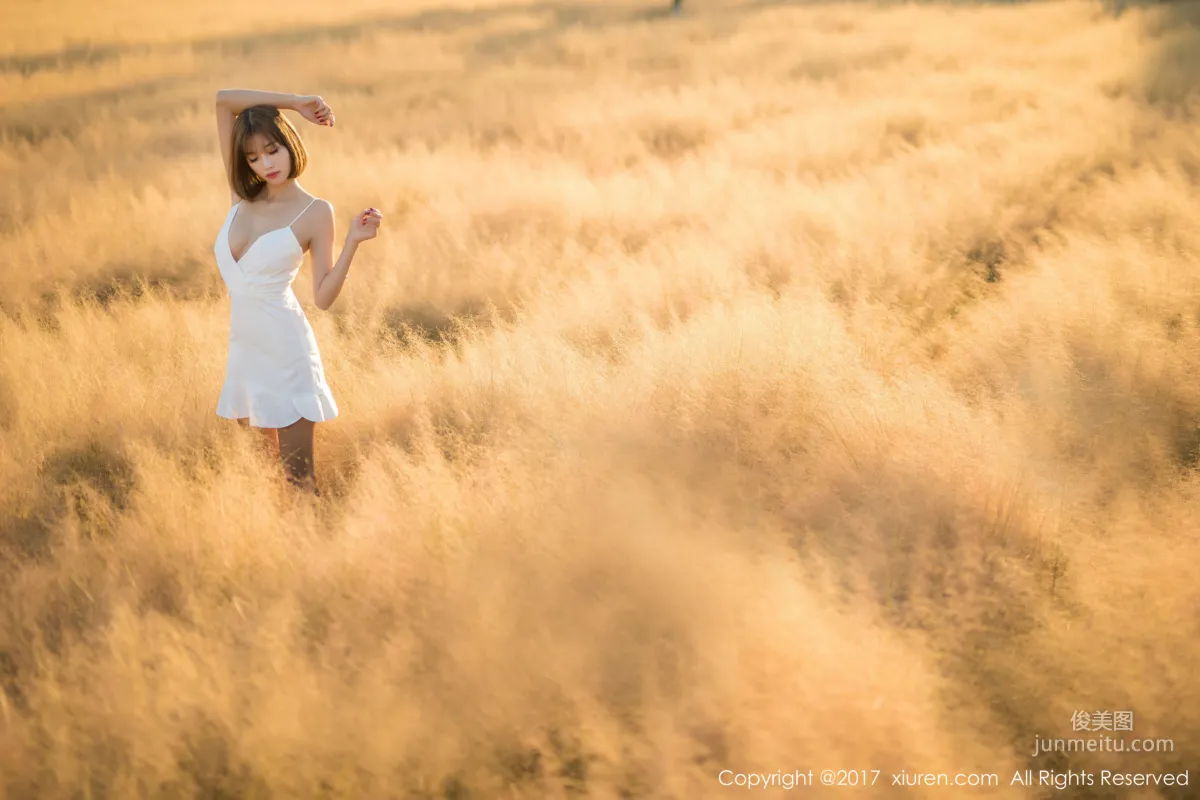 Sweet Goddess @Yang Chenchen sugar 'Sexy Outdoor Photos' [XiuRen] NO.847 Photo Set photo 24