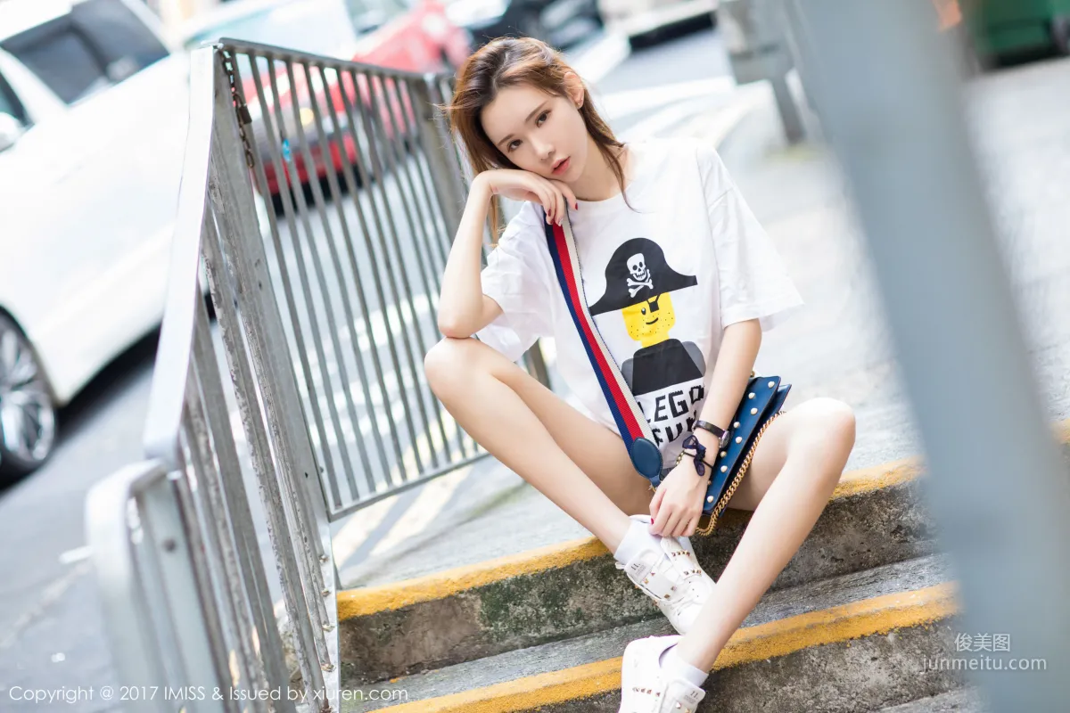 Meng Qiqi Irene, Black Stockings Beautiful Legs + Street Snap OL Cute Soft Girl [IMISS] VOL.199 Photo Set photo 62