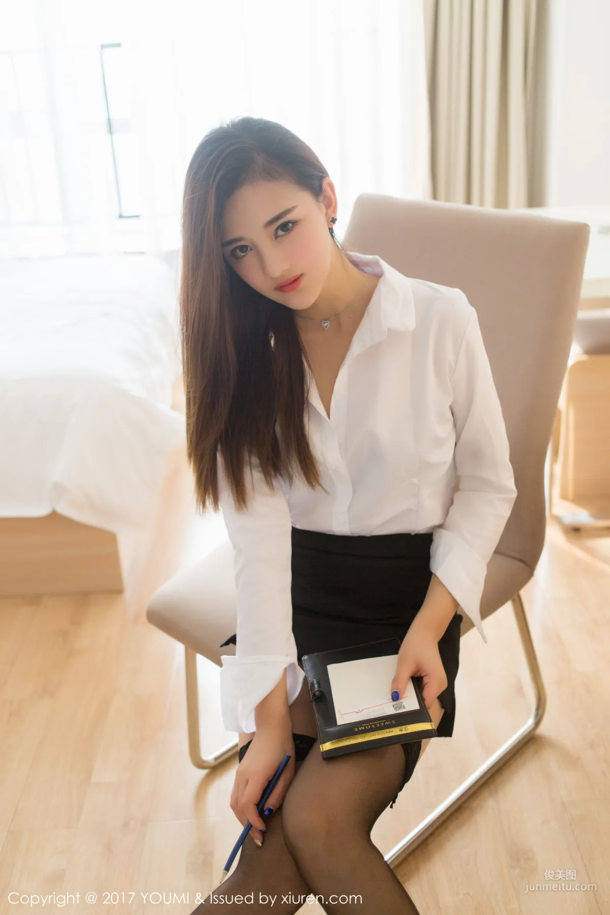 Nana TINA《Black Stockings OL Temptation + School Uniform》 [YouMi] VOL.087 Photo Set photo 7