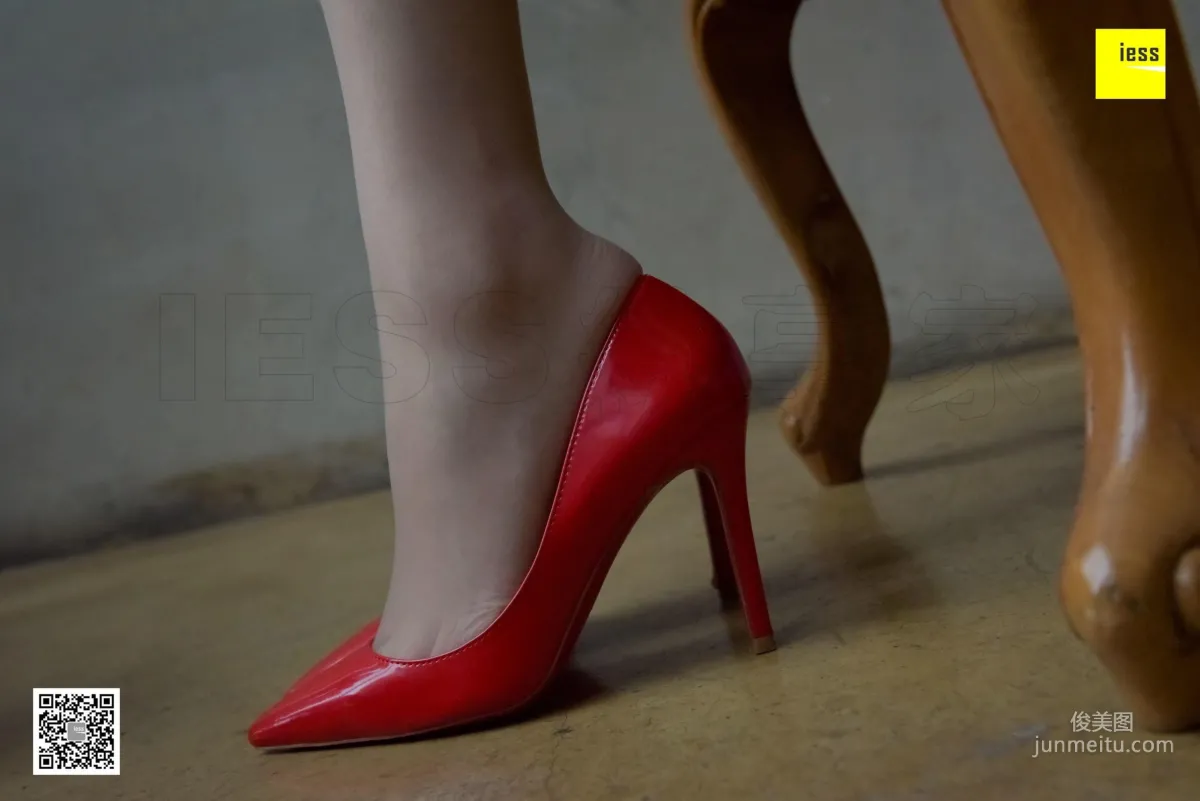 Silk Enjoyer 146 Zi Zi "Non-Slip Sole Nude Stockings and Red High Heels" [IESS] Photo Set photo 27