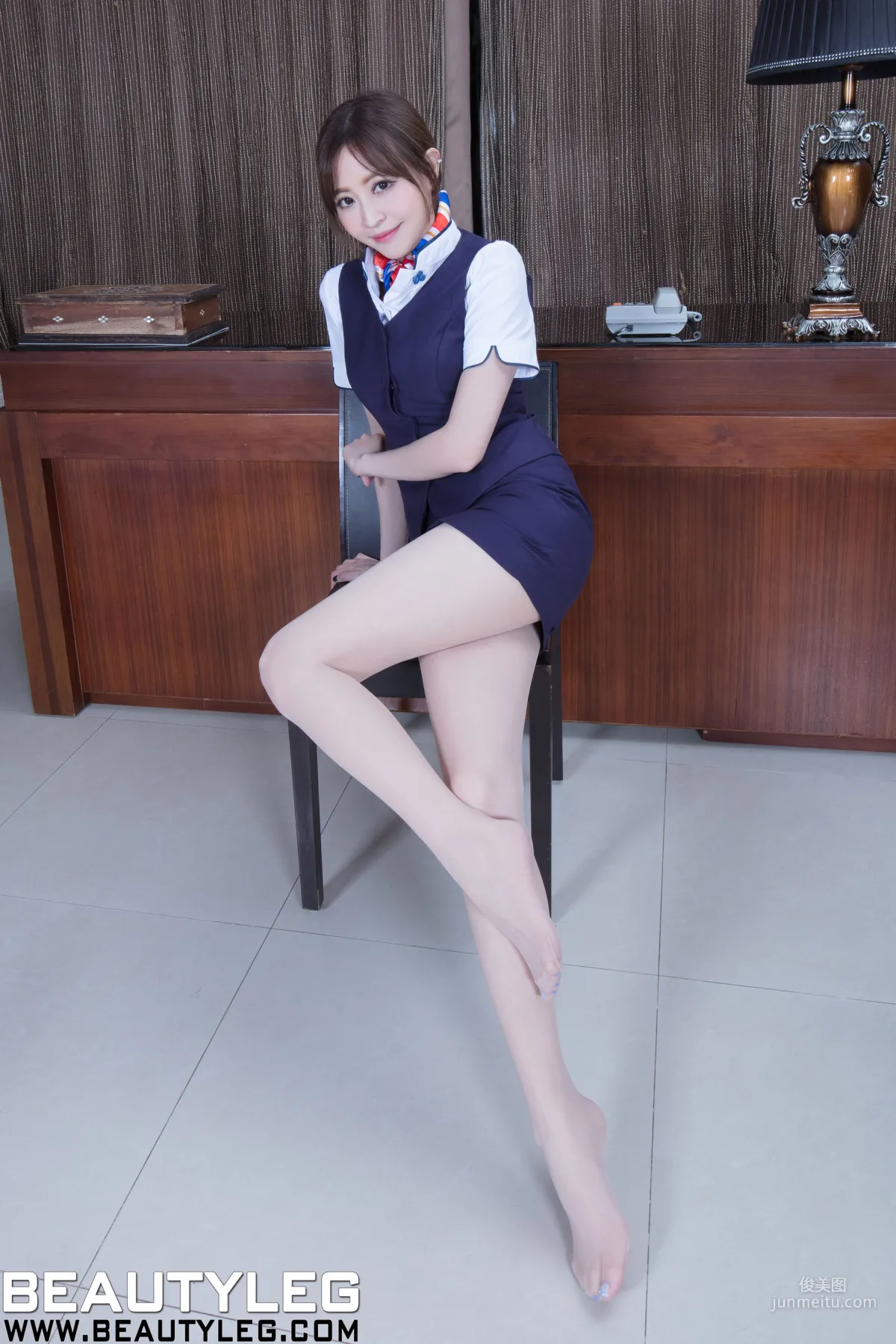 倪千淩Lucy《包臀美腿》 [BeautyLeg] No.1563 寫真集 37