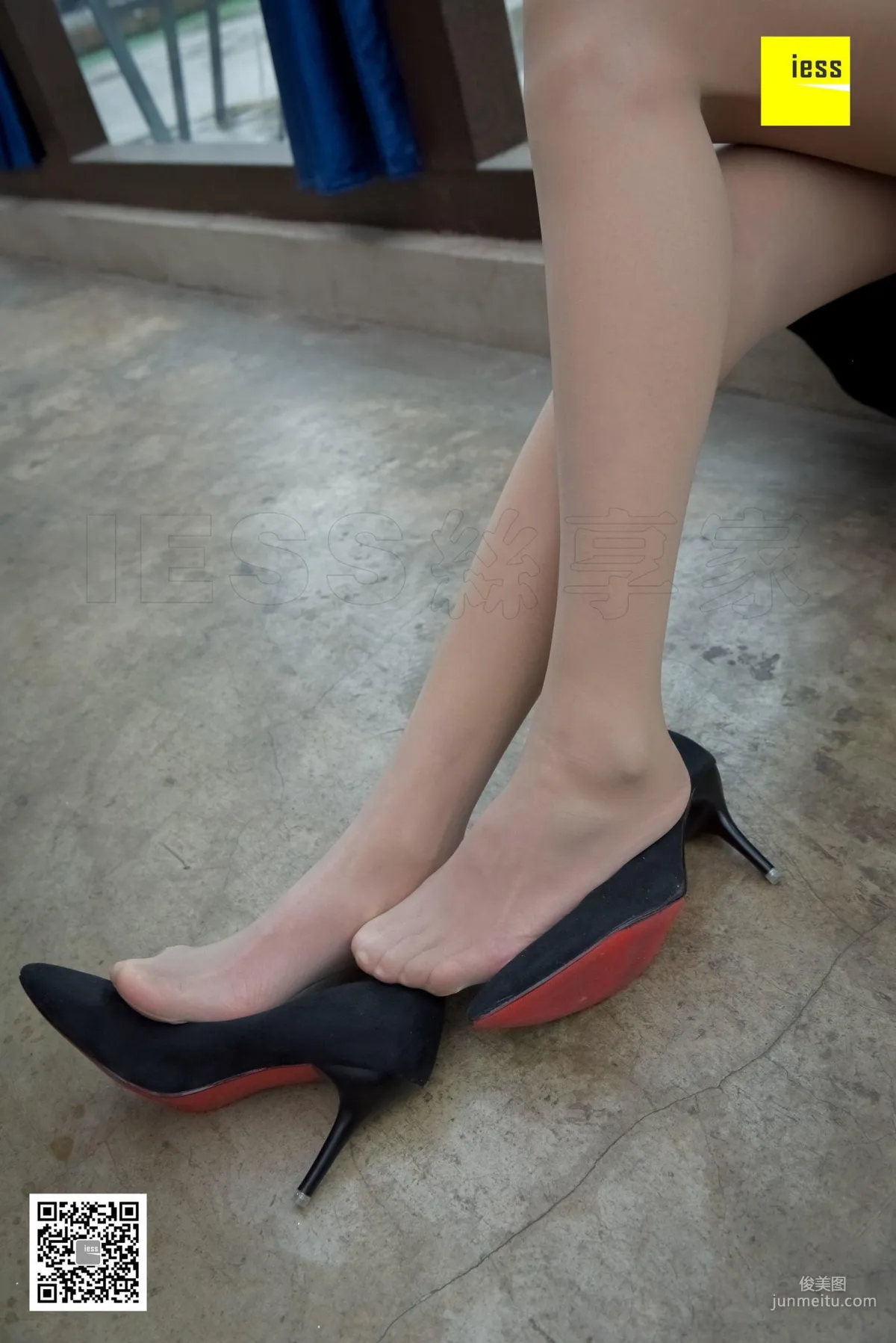Si Xiang Jia 142 Yong Ying, Soft Girl Nude Stockings Slim Legs [IESS] Photo Set photo 80