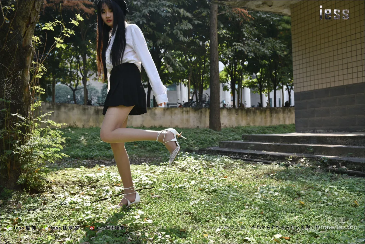 Silk Stockings Bento 189 Ruo Qi, First Time Wearing High Heels [IESS] Photo Set photo 35