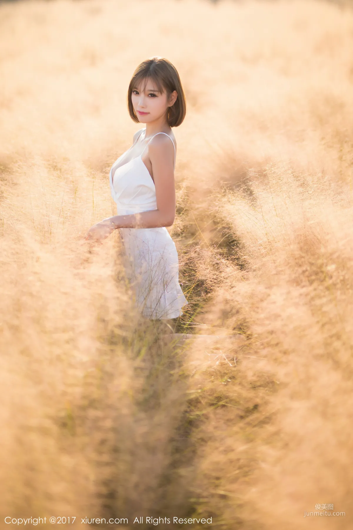 Sweet Goddess @Yang Chenchen sugar 'Sexy Outdoor Photos' [XiuRen] NO.847 Photo Set photo 3