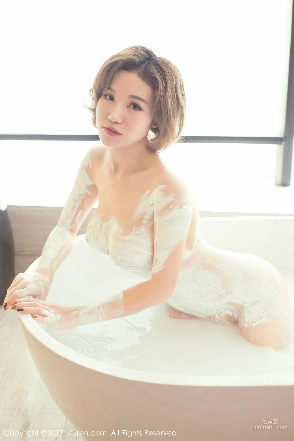 Duo Xiangzi 'E-Cup Big Bust Girl' [XiuRen] NO.844 Photo Set photo 18