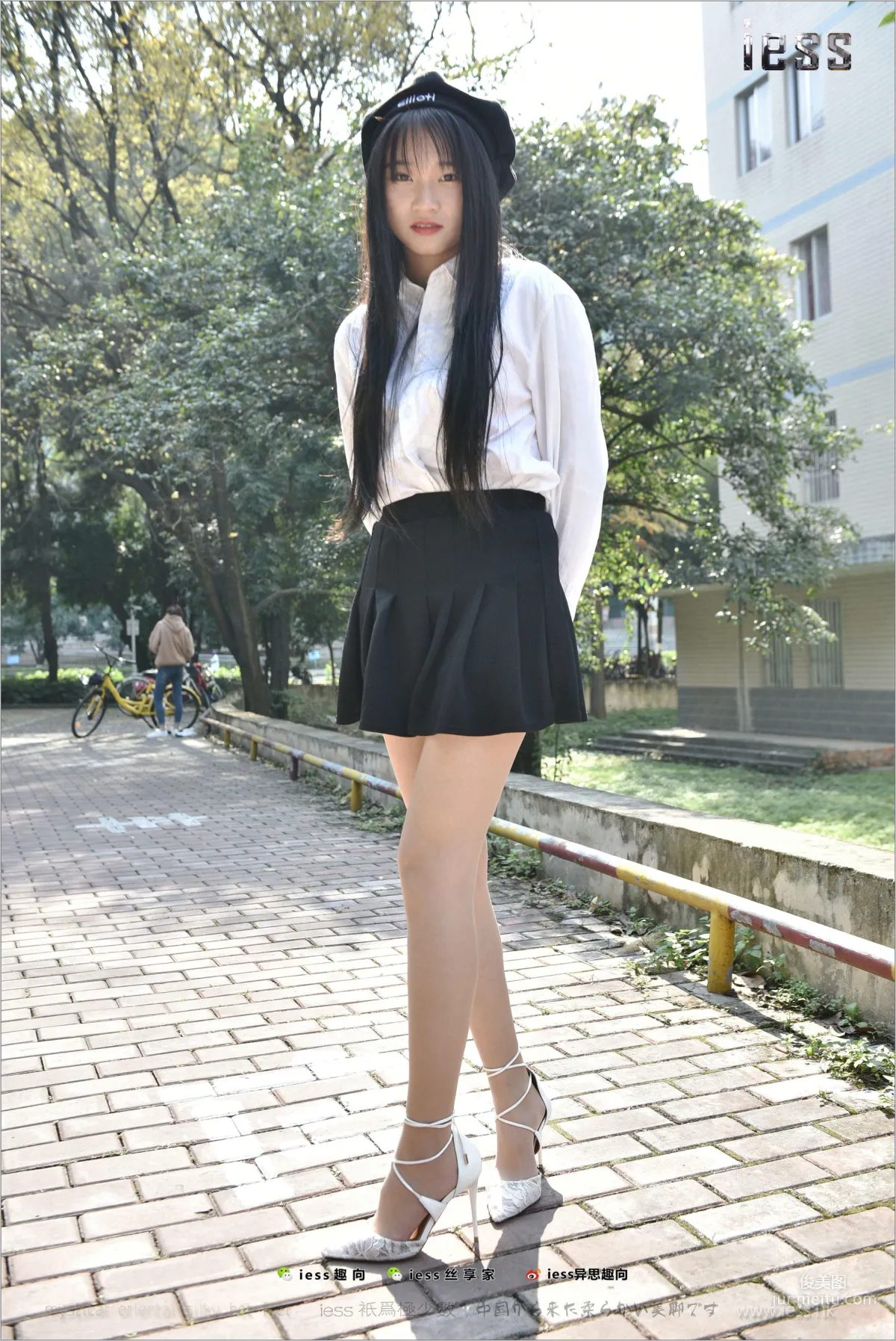 Silk Stockings Bento 189 Ruo Qi, First Time Wearing High Heels [IESS] Photo Set photo 15