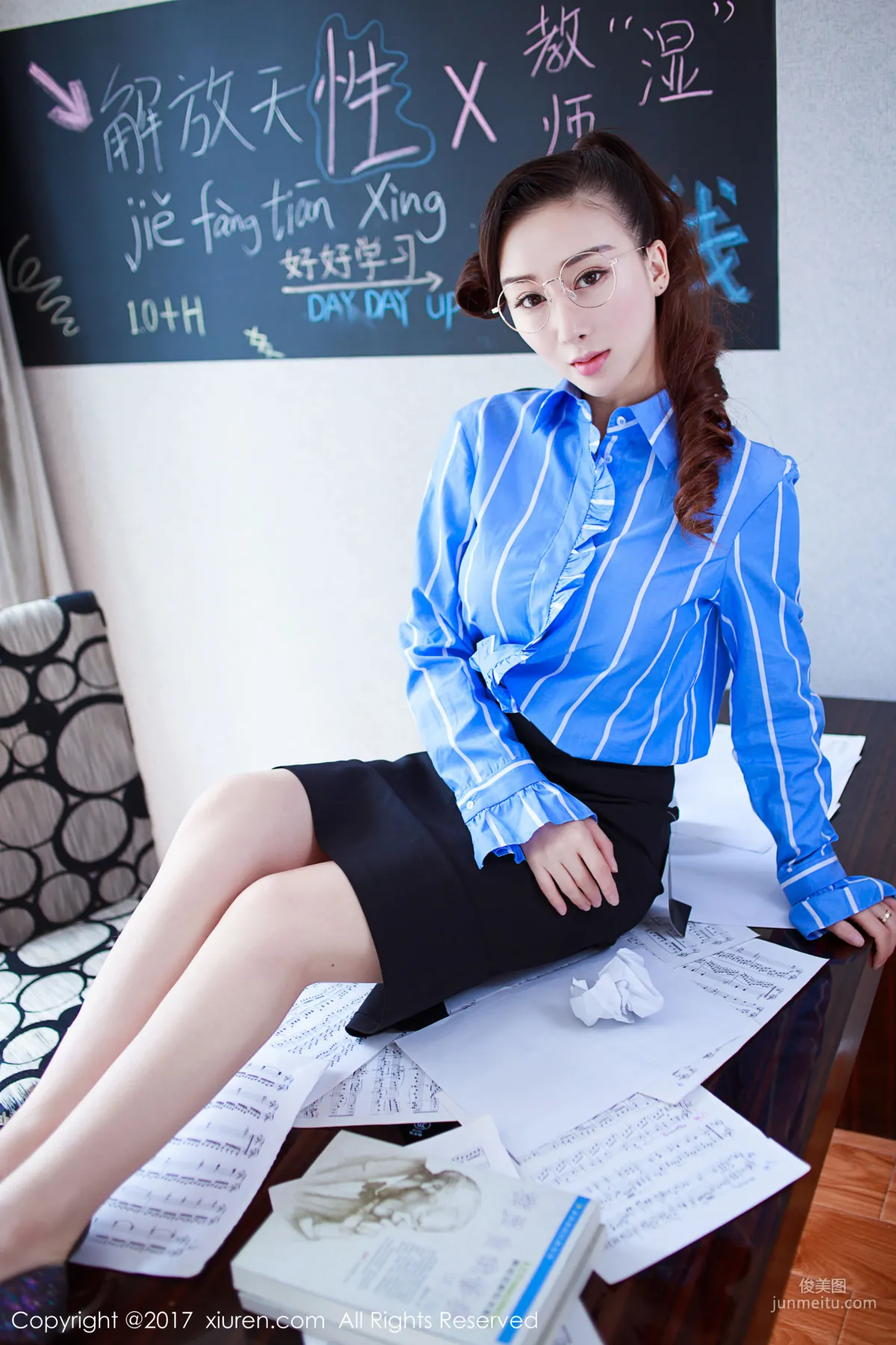Sexy Goddess @Zou Jingjing Queen, Teacher OL [XiuRen] NO.852 Photo Set photo 9