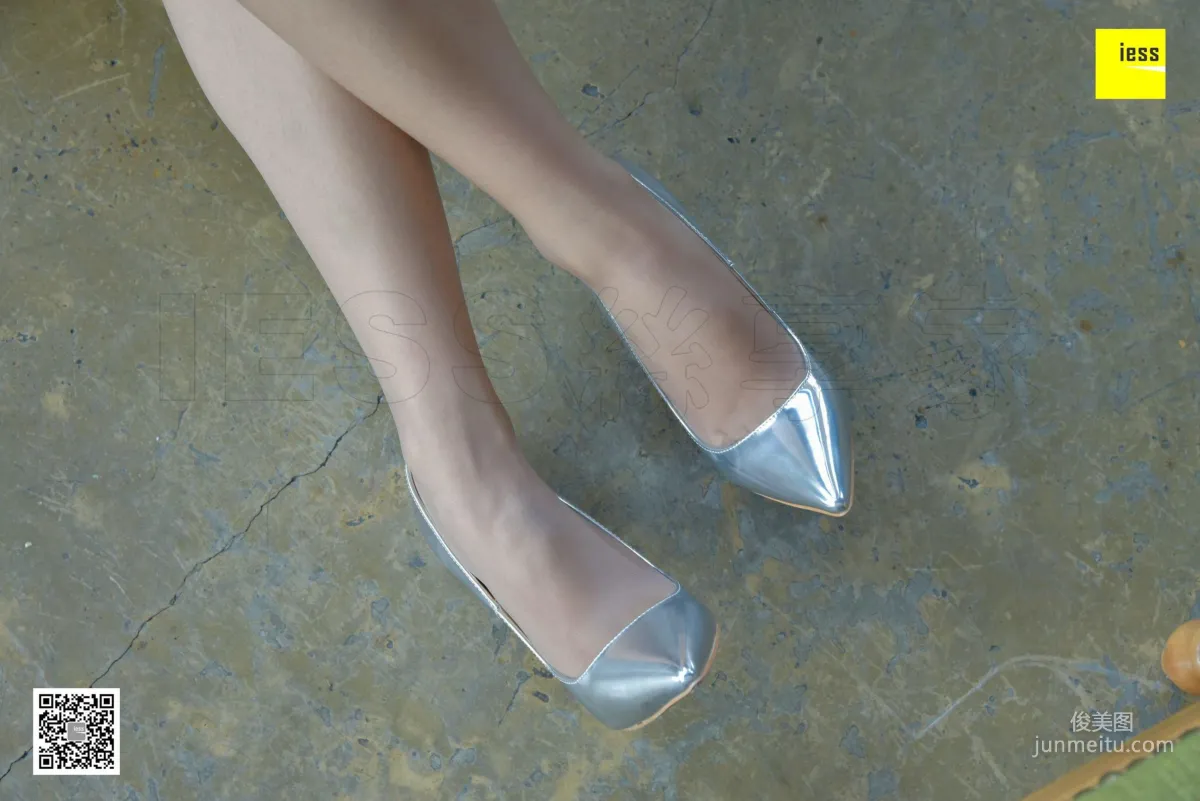 Si Xiang Jia 147 Lai Lai, Silver Ultra High Thin Heel and Nude Stockings [IESS] Photo Set photo 46