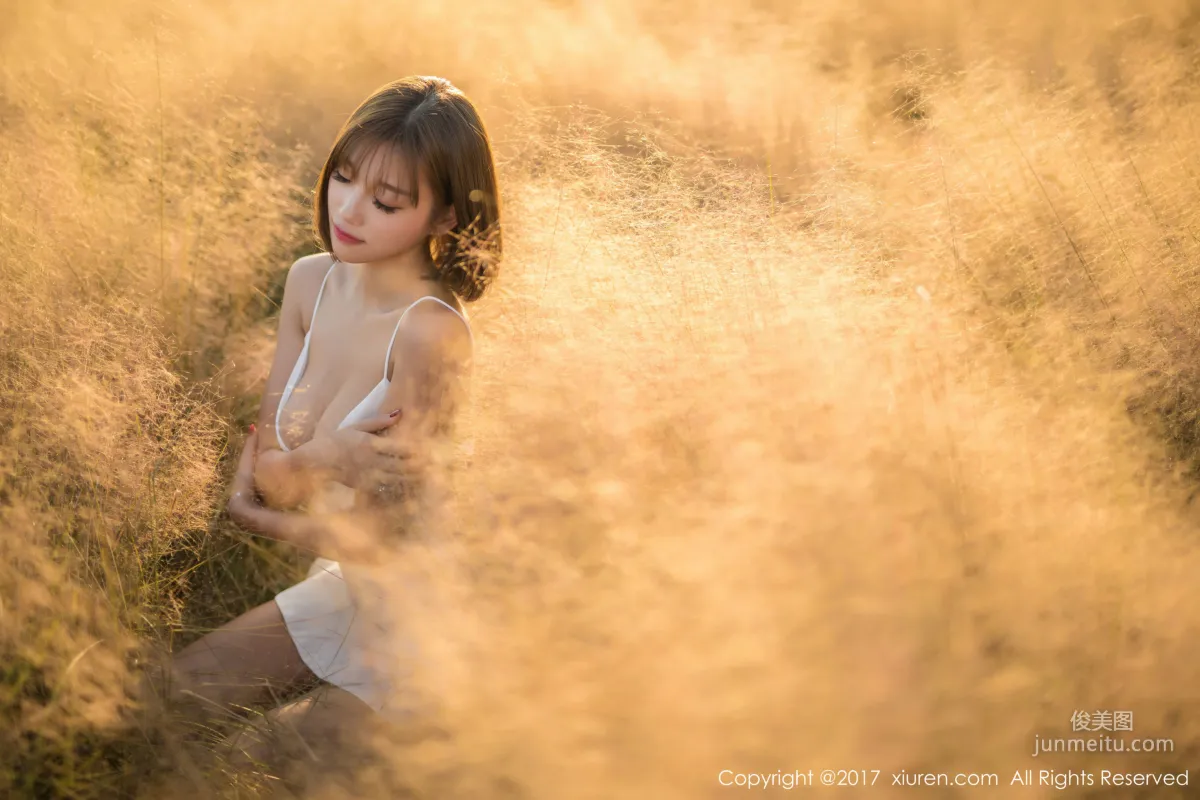 Sweet Goddess @Yang Chenchen sugar 'Sexy Outdoor Photos' [XiuRen] NO.847 Photo Set photo 18