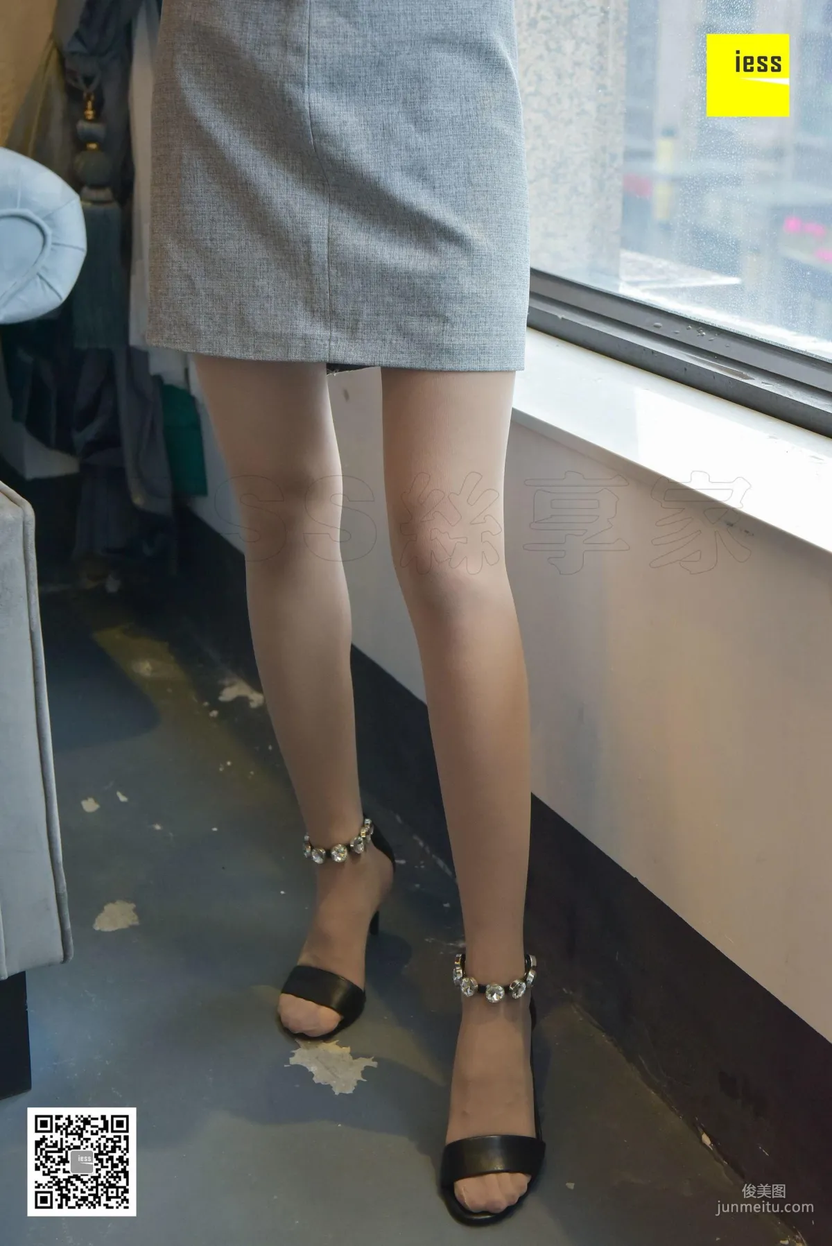 丝享家136 晶晶 《穿你的鞋跟你走》[IESS异思趣向] 写真集2