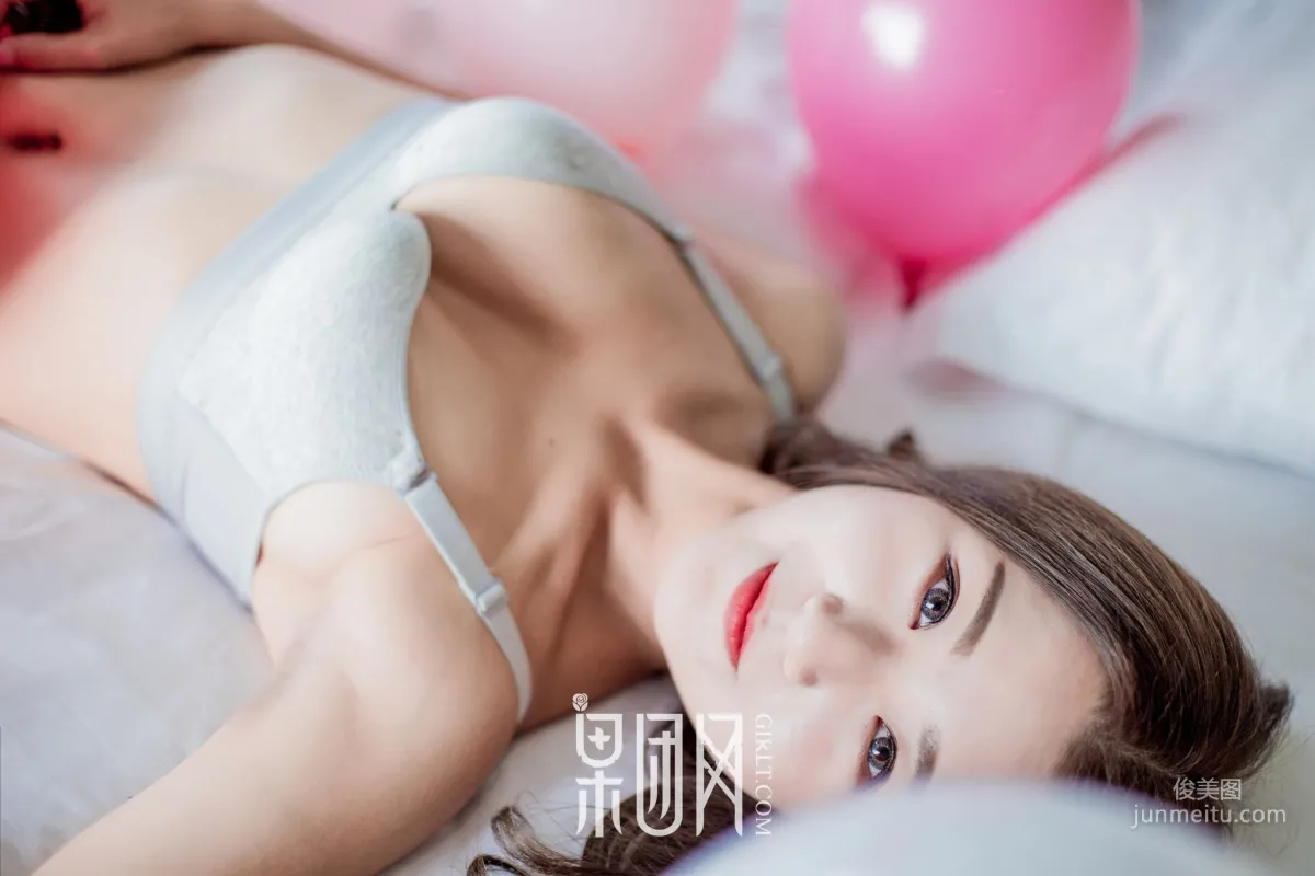 "Beautiful Breasts & Balloons, Fullness & Fragility!" [Girlt] No.108 Photo Set photo 45