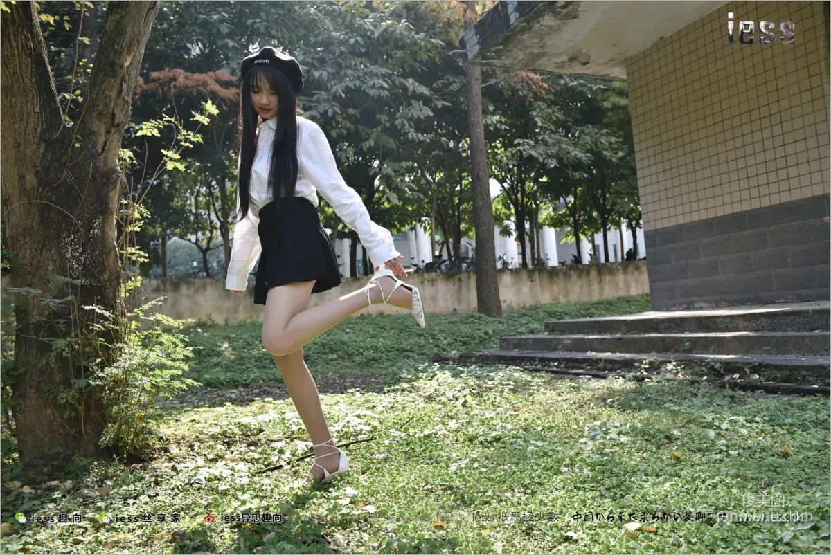 Silk Stockings Bento 189 Ruo Qi, First Time Wearing High Heels [IESS] Photo Set photo 2