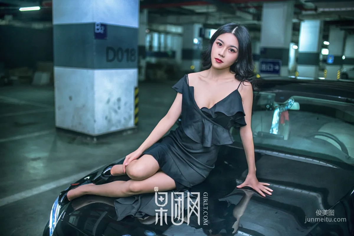 Wei Wei, Beauty vs Luxury Car, Which Do You Choose! [Girlt] No.107 Photo Set photo 16