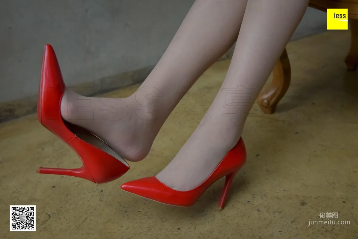 Silk Enjoyer 146 Zi Zi "Non-Slip Sole Nude Stockings and Red High Heels" [IESS] Photo Set photo 42
