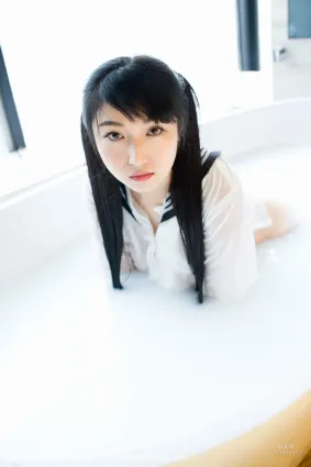 盼盼龍女sunny《牛奶浴學生裝+透明學生裝+黑色乳貼》 [秀人XiuRen] NO.853 寫真集