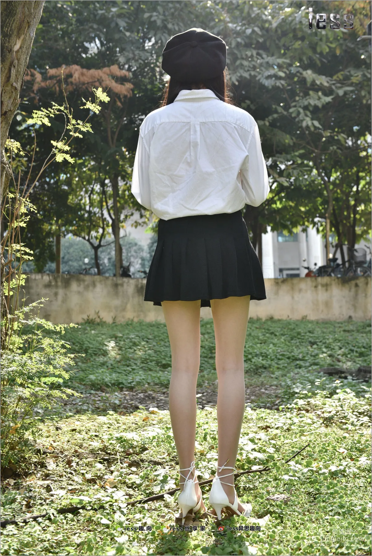 Silk Stockings Bento 189 Ruo Qi, First Time Wearing High Heels [IESS] Photo Set photo 52