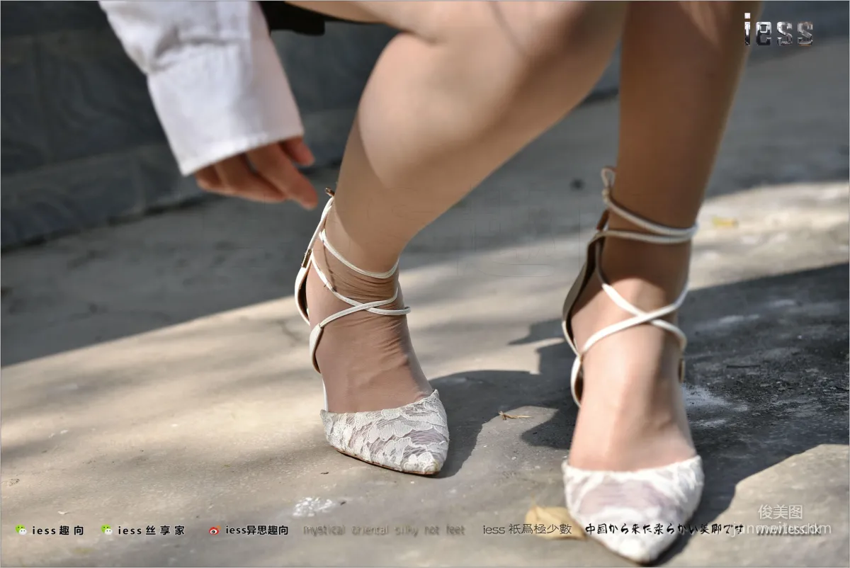 Silk Stockings Bento 189 Ruo Qi, First Time Wearing High Heels [IESS] Photo Set photo 87