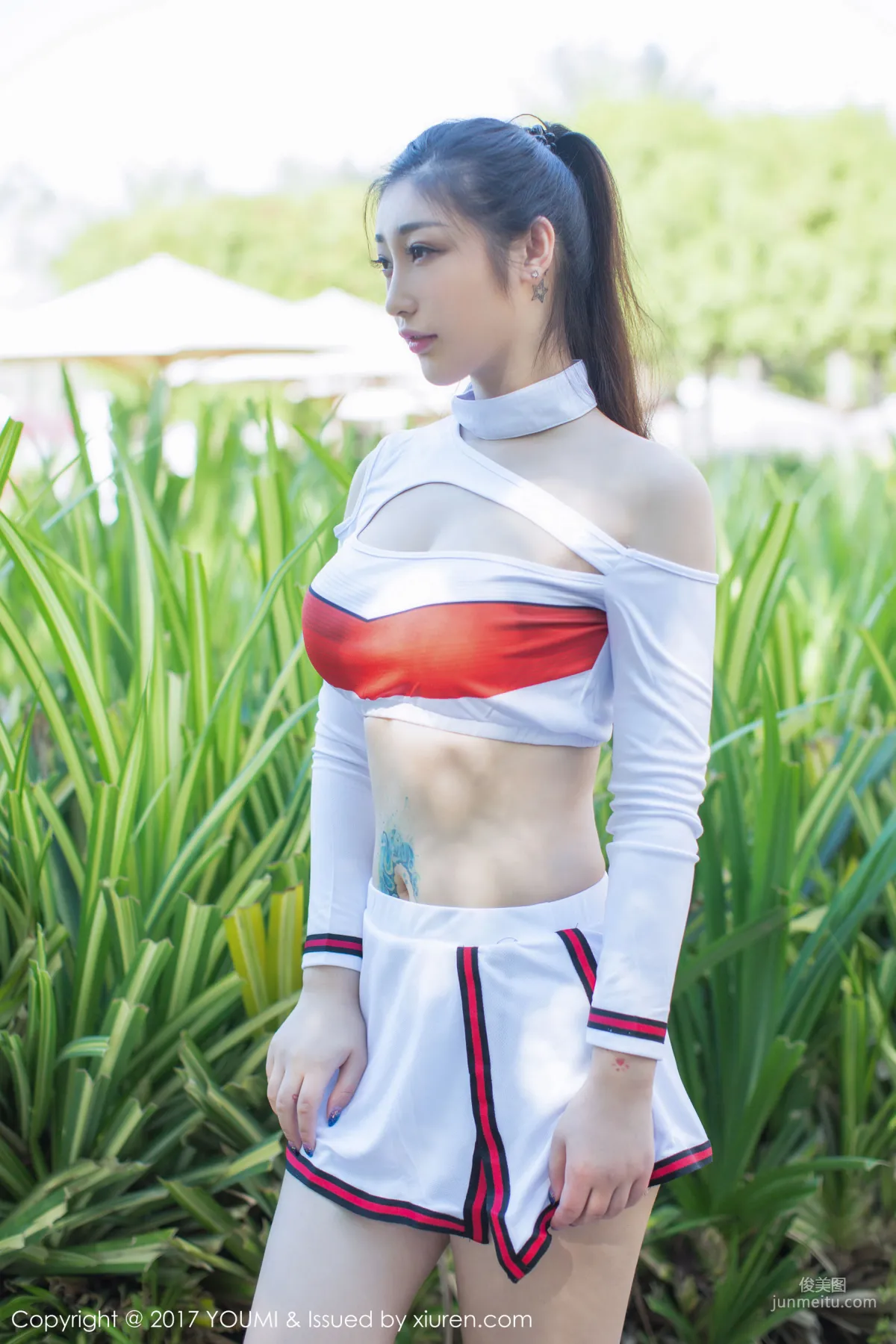 Daji Toxic, Uniform and Vacuum Metal Chain [YouMi] VOL.090 Photo Set photo 2