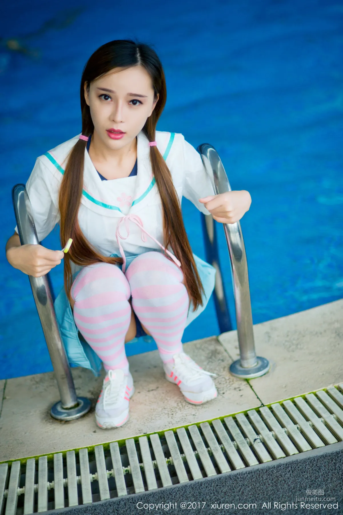 Ai Xiaoqing 'Human Bubble Bath + Japanese School Uniform Pool Lollipop' [XiuRen] NO.866 Photo Set photo 10