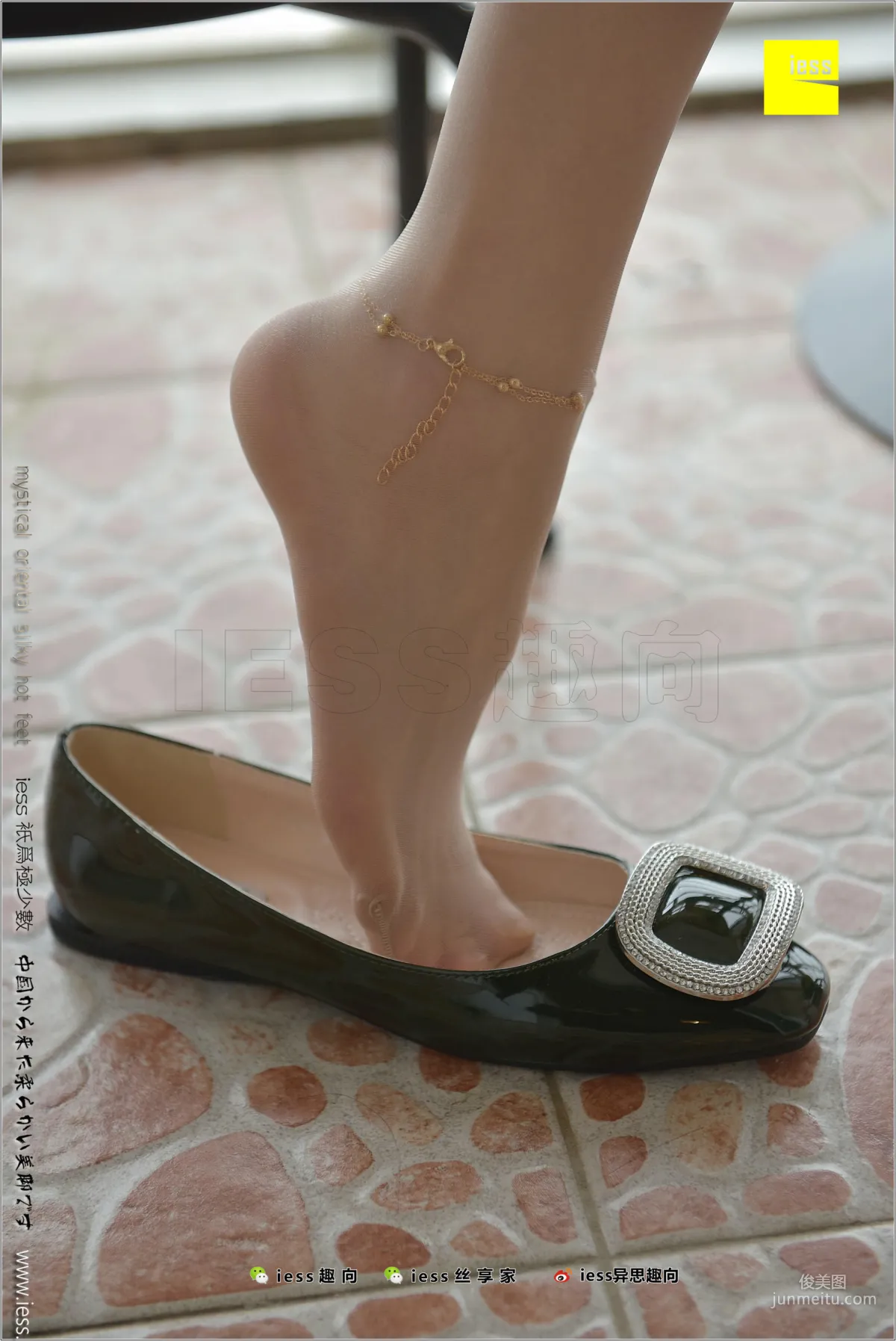 Silk Stockings Bento 185 Jia Ye, Forbidden Game [IESS] Photo Set photo 56