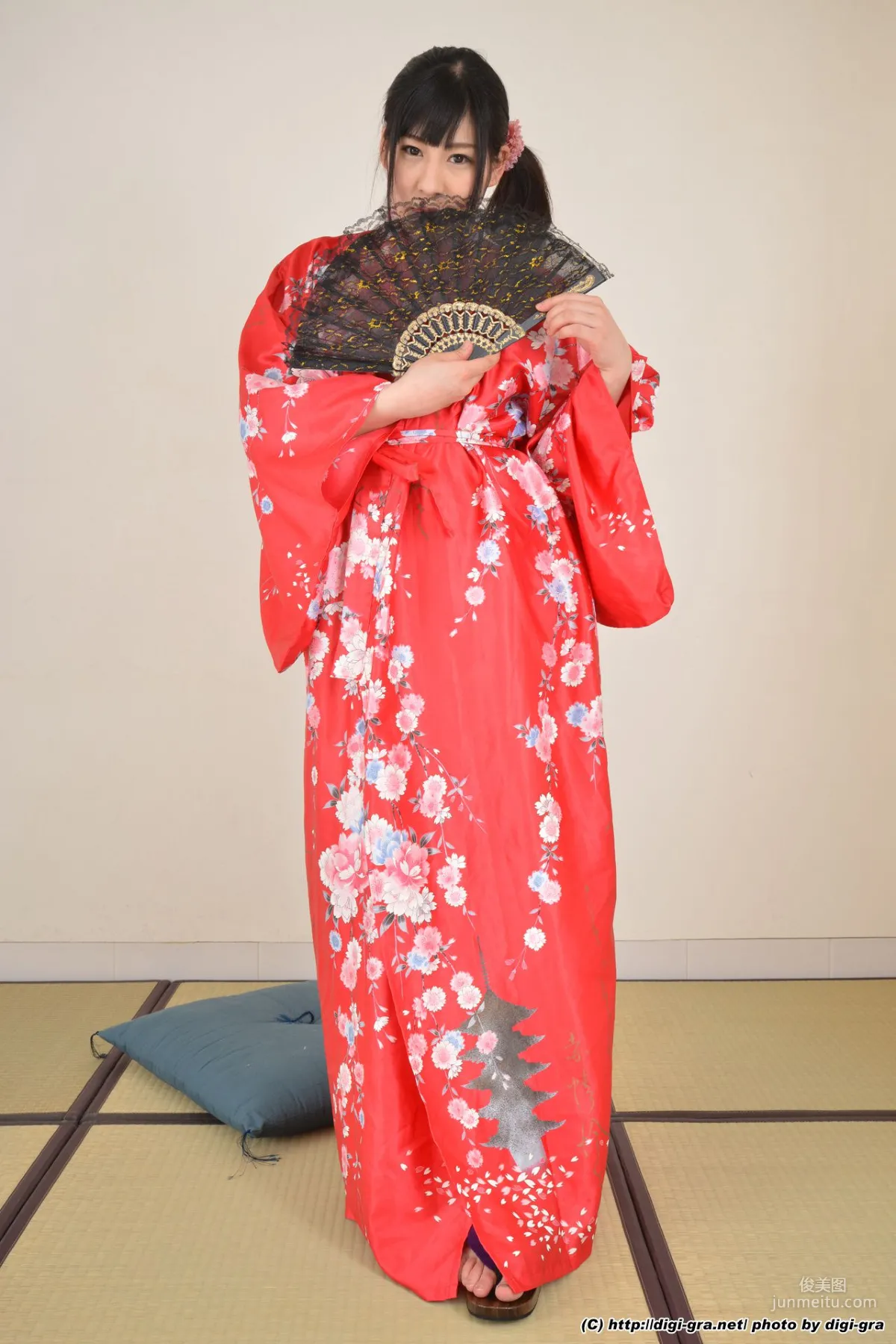 Yuka Kawami: Digi-Gra Set01 photo 2