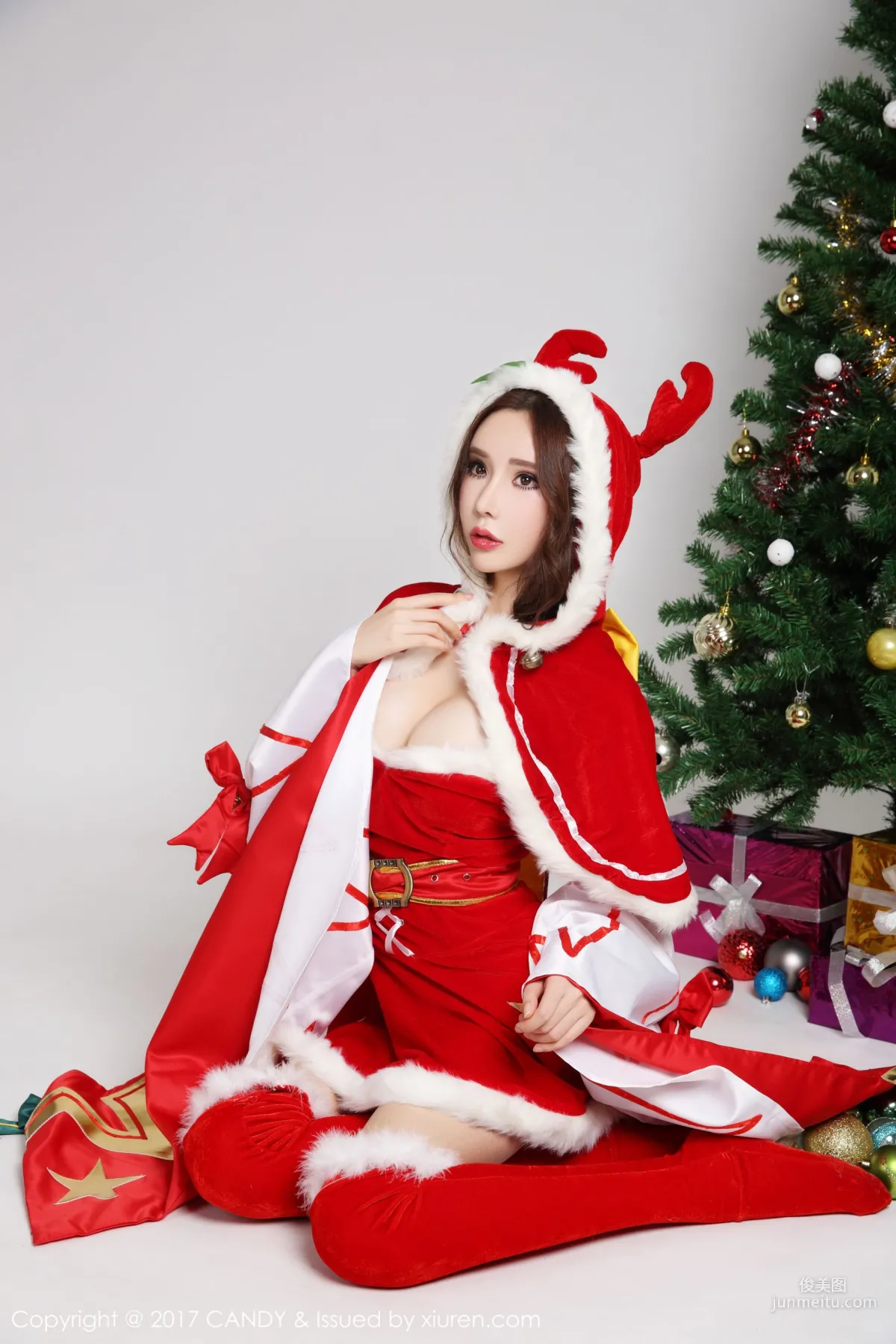 萌琪琪/王子妃/無名《聖誕禮物》 [網紅館CANDY] VOL.047 寫真集 10