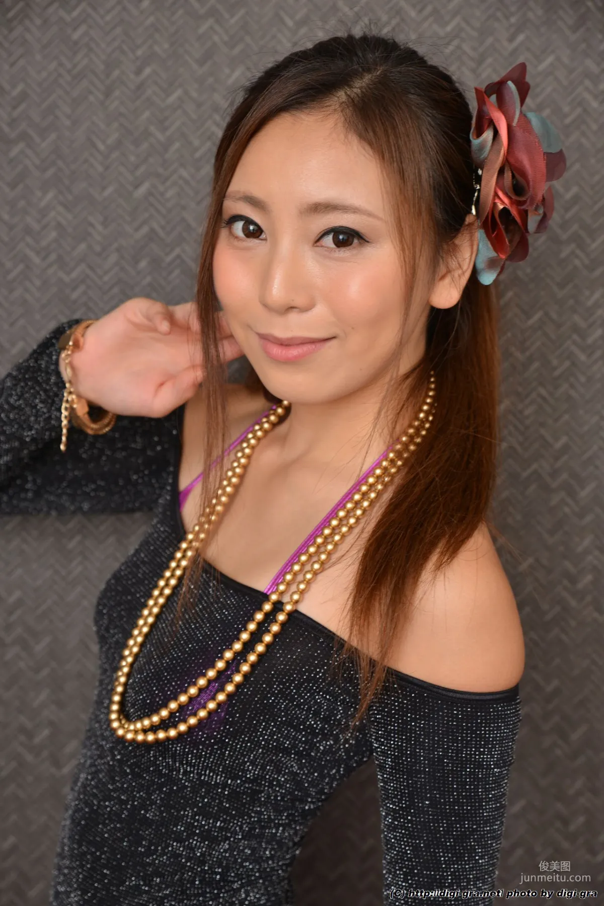Madoka Hitomi: Digi-Gra Set2 photo 3