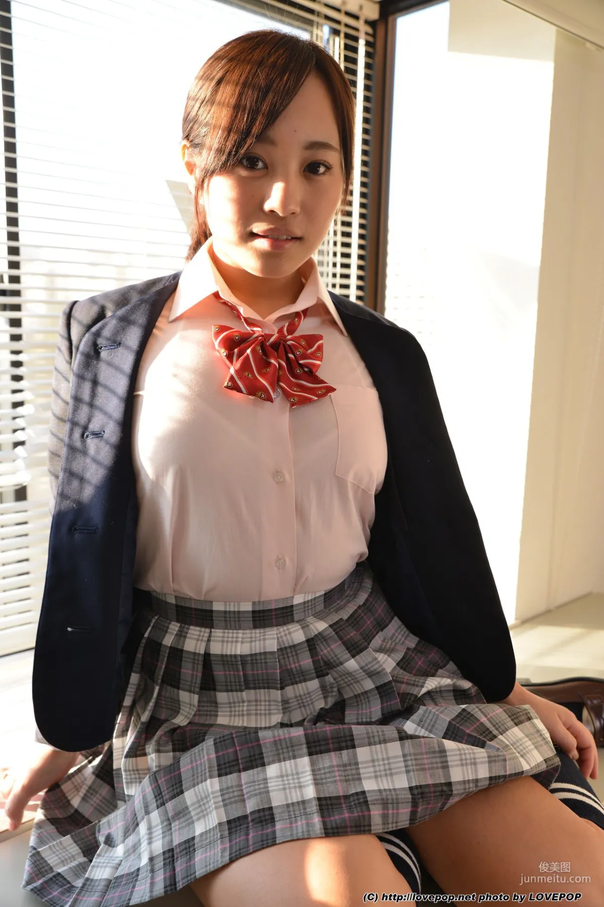 Emi Asano 浅野えみ 学生制服 Set4 [LovePop] 写真集35