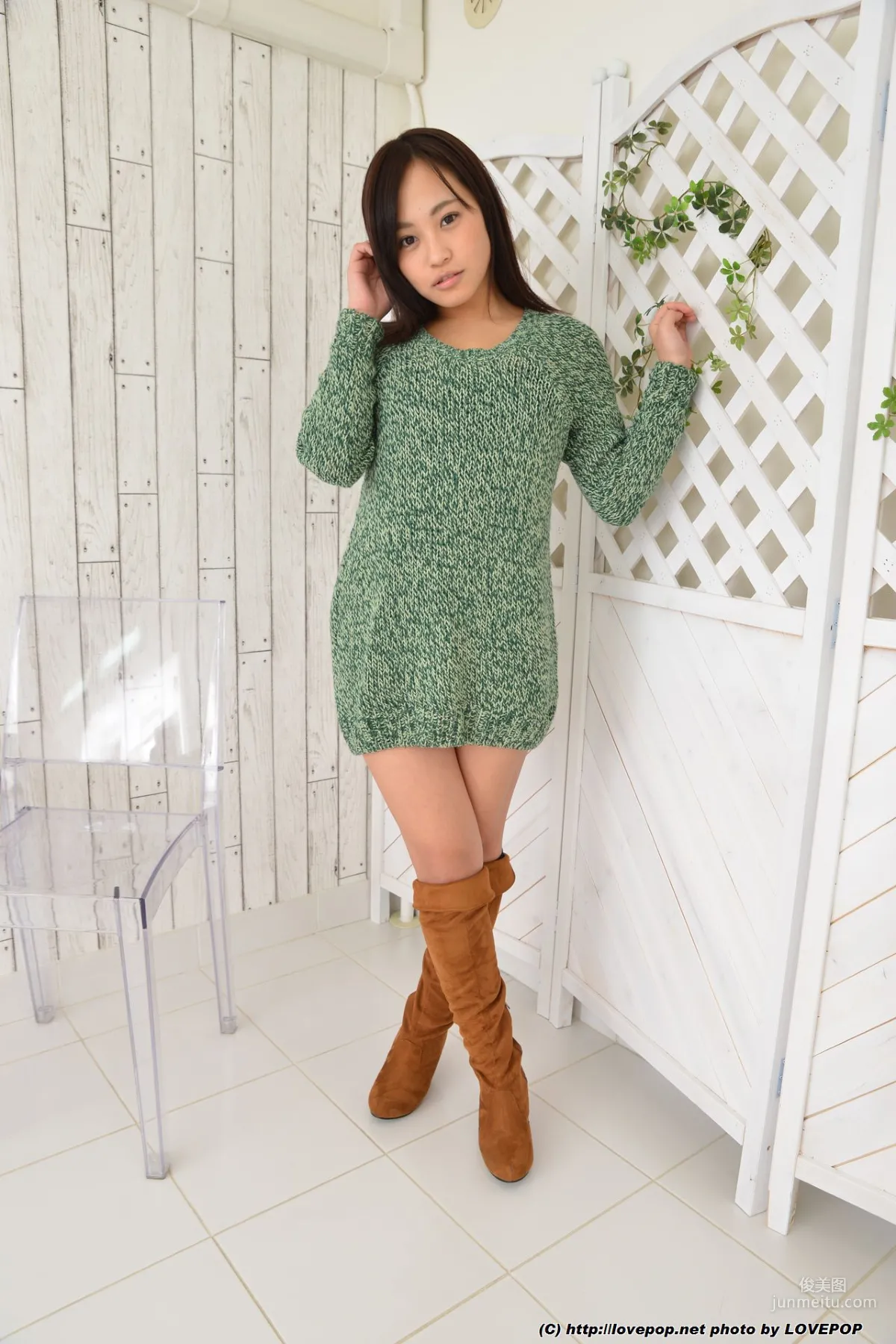 Emi Asano: LovePop Set5 photo 3