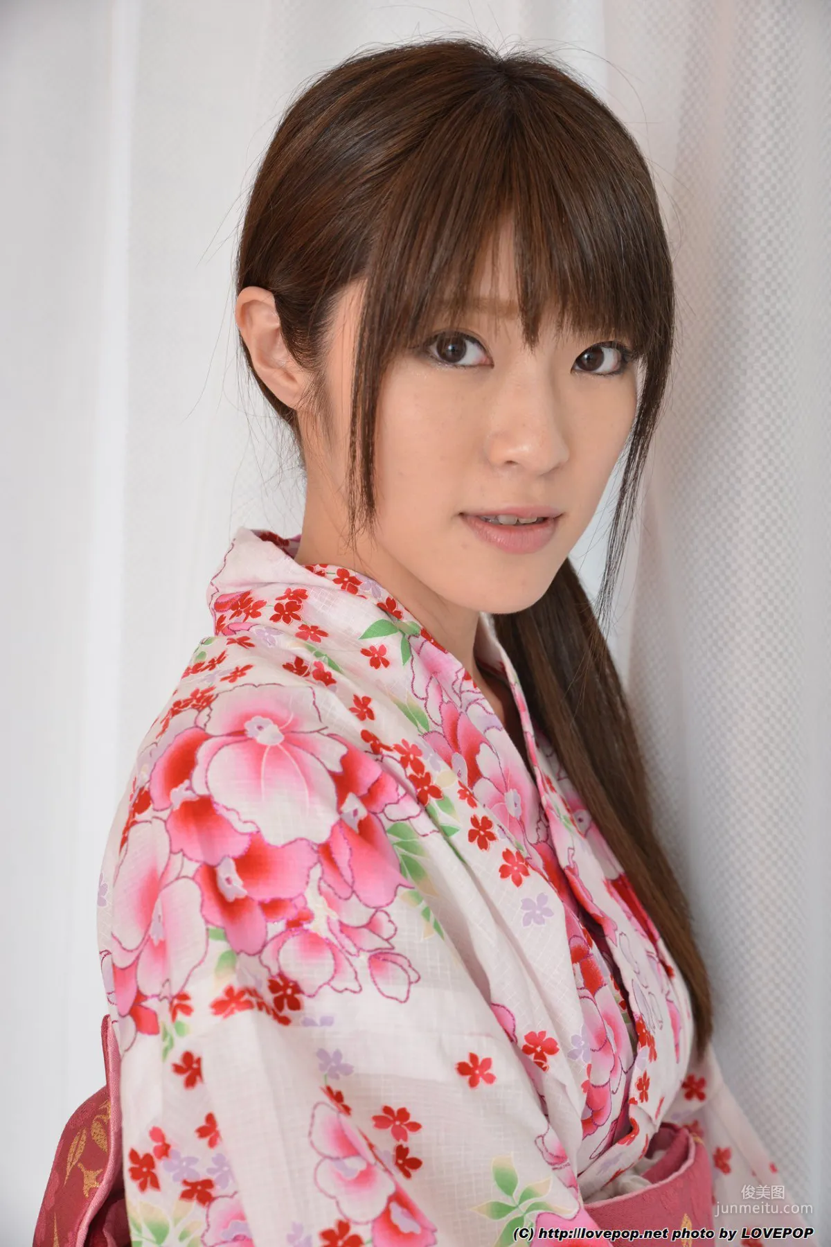 Sara Yurikawa, Arisu Chigasaki Set3 [LovePop] Photo Set photo 15