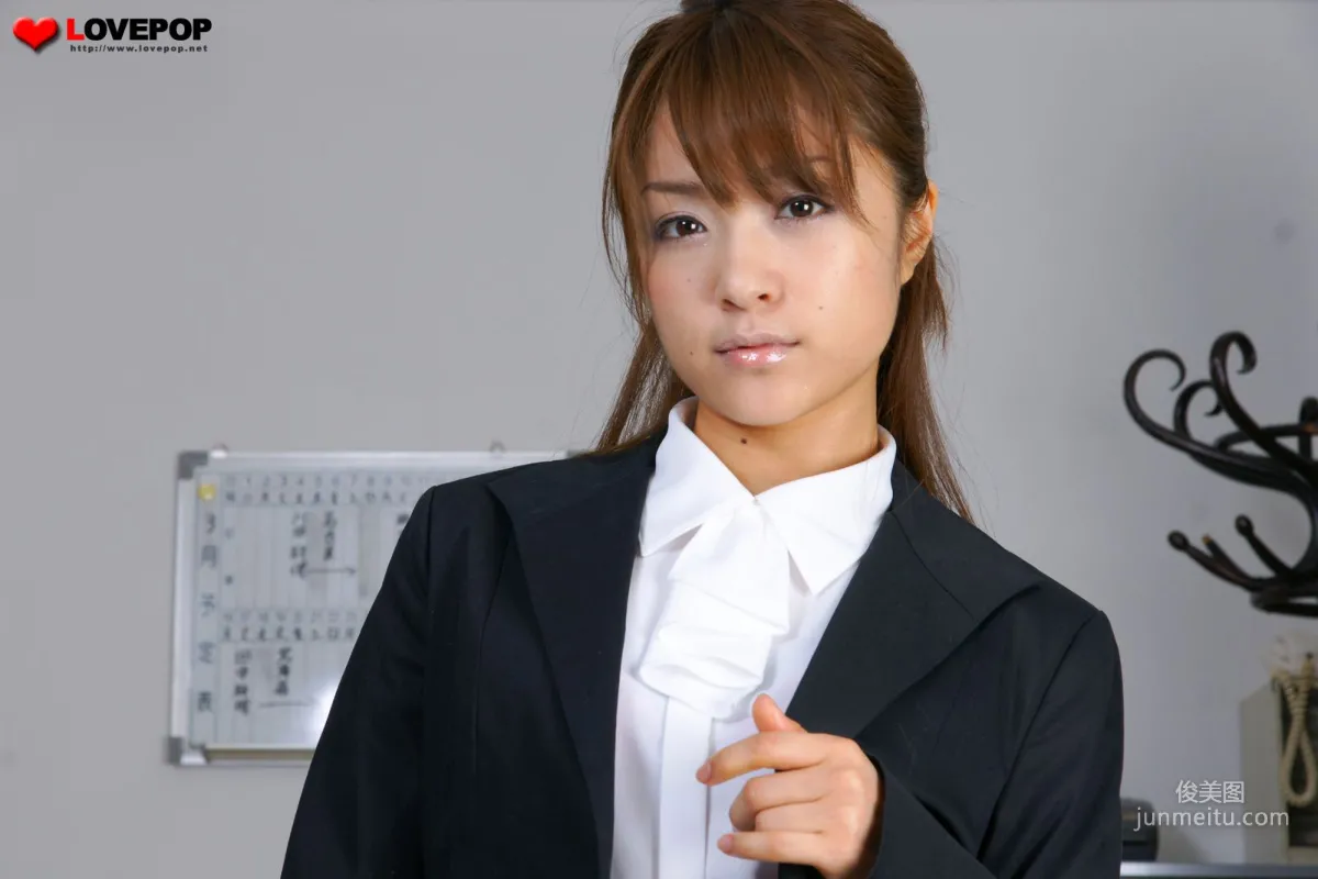 Mihiro Taniguchi Mihiro Office OL R18-049 [LovePop] Photo Set photo 4