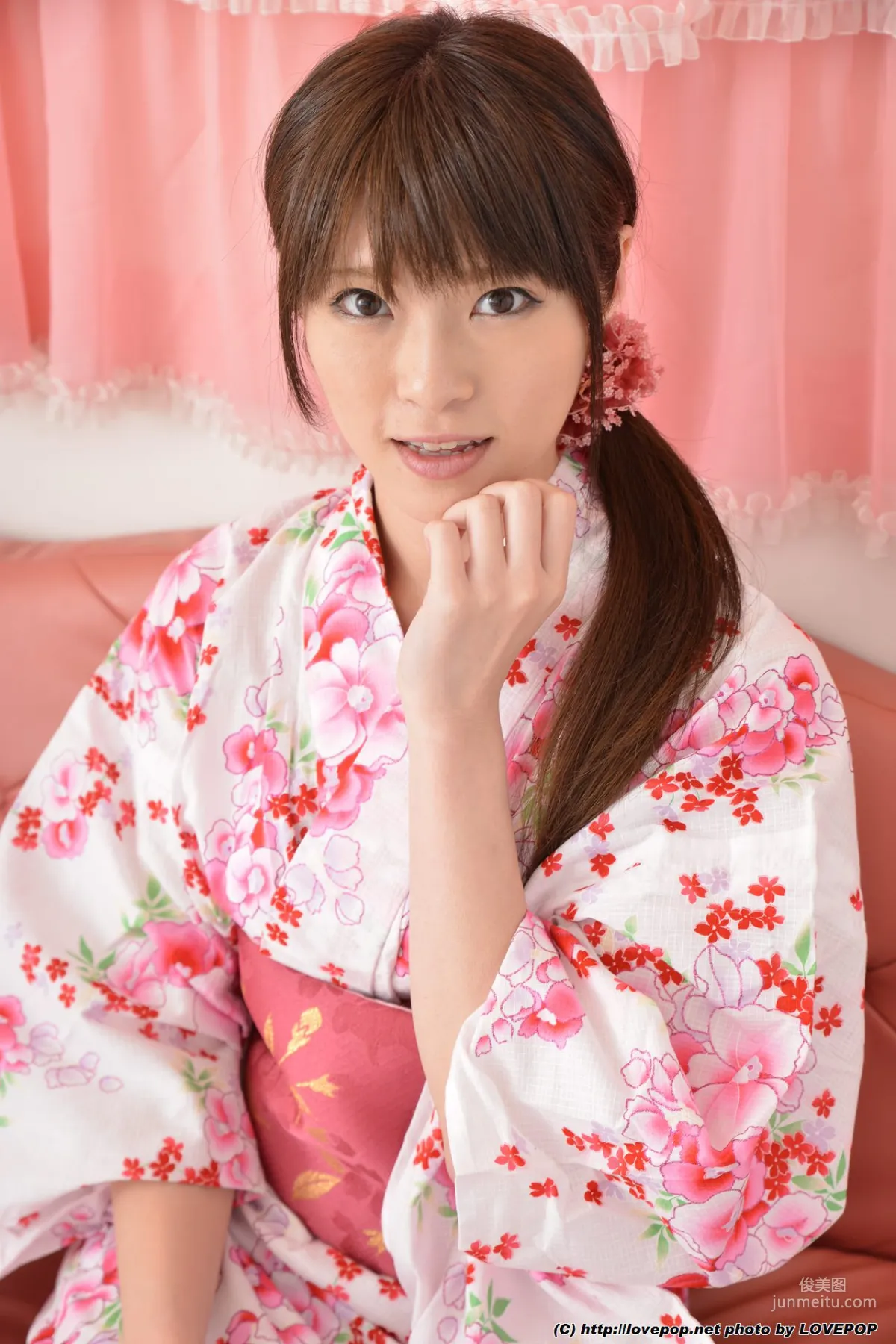 Sara Yurikawa, Arisu Chigasaki Set3 [LovePop] Photo Set photo 4