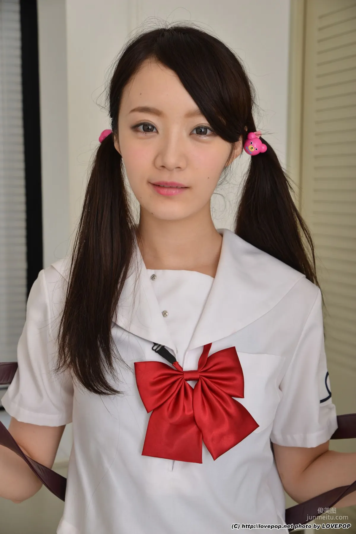 尾崎ねね Nene Ozaki Set4 [LovePop] 写真集2