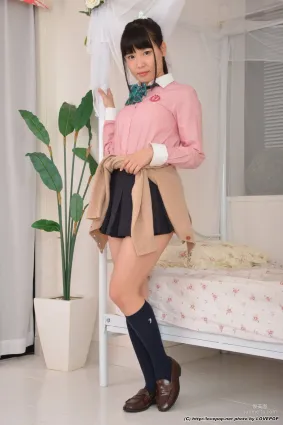 Riho Kodaka 小高裡保 學生制服 Set4 [LovePop] 寫真集